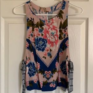 Free People xsmall tank (open sides)